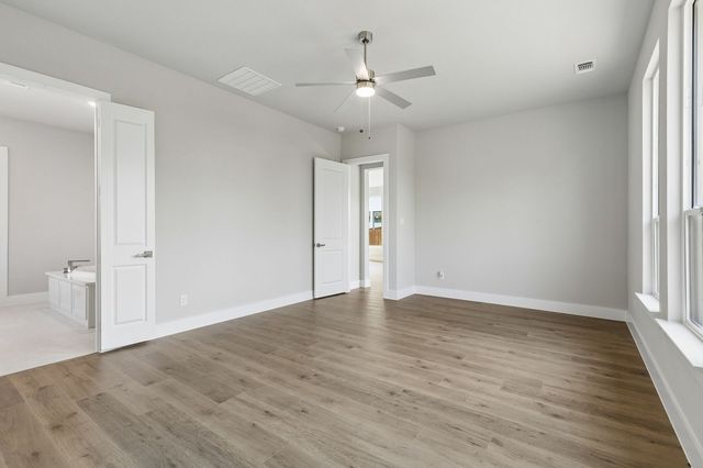 1005 Goldenrod Drive, Justin, TX 76247