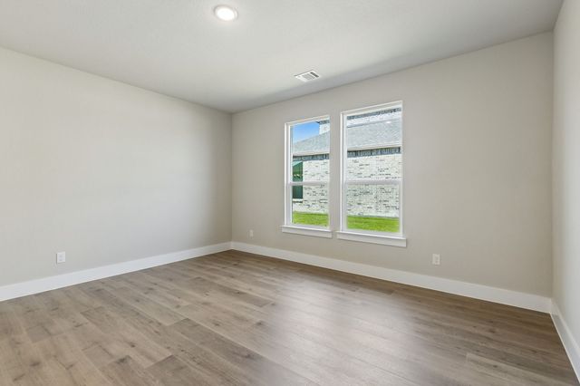 1005 Goldenrod Drive, Justin, TX 76247
