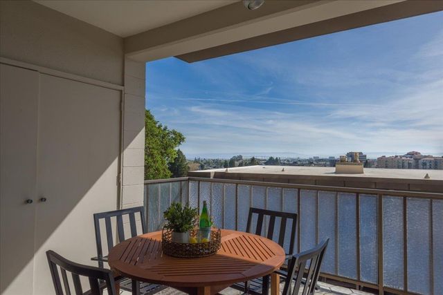 50 Mounds Road 107, San Mateo, CA 94402