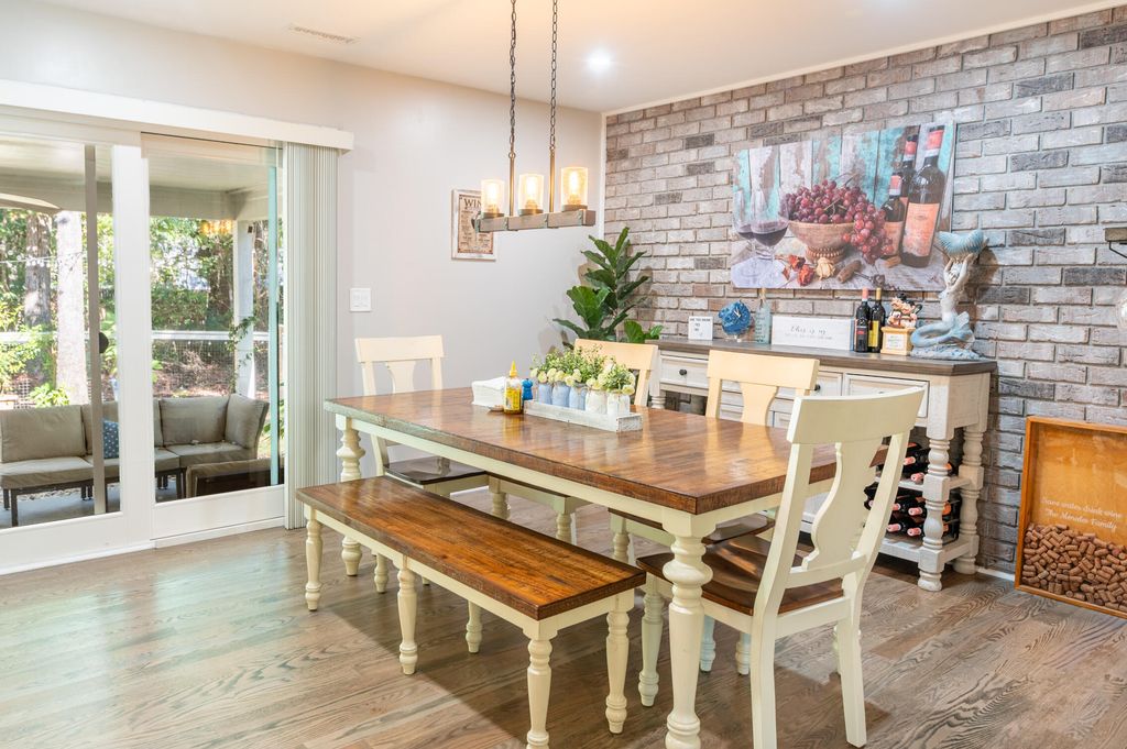 Image 28 of property listing at 5734 Edgar Tumbleston Road, Hollywood, SC 29449