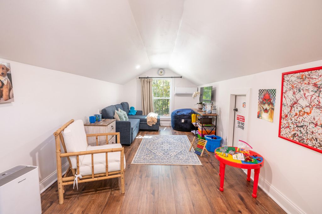 Image 73 of property listing at 5734 Edgar Tumbleston Road, Hollywood, SC 29449