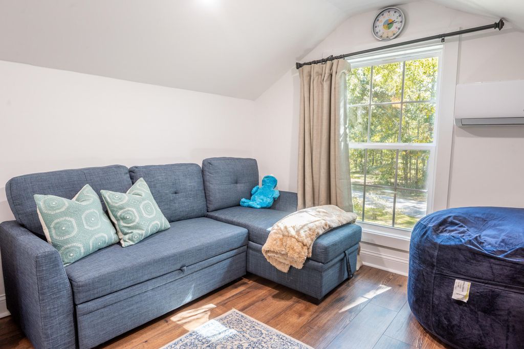 Image 74 of property listing at 5734 Edgar Tumbleston Road, Hollywood, SC 29449