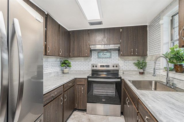 5245 AMULET DRIVE 208, New Port Richey, FL 34652