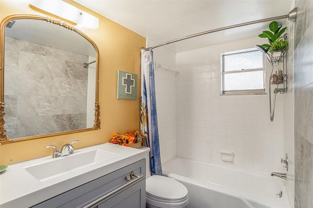 5245 AMULET DRIVE 208, New Port Richey, FL 34652