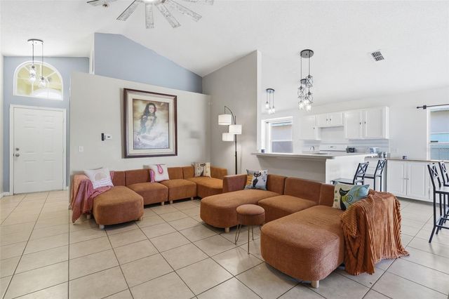 535 ROLLINS DRIVE, Davenport, FL 33837