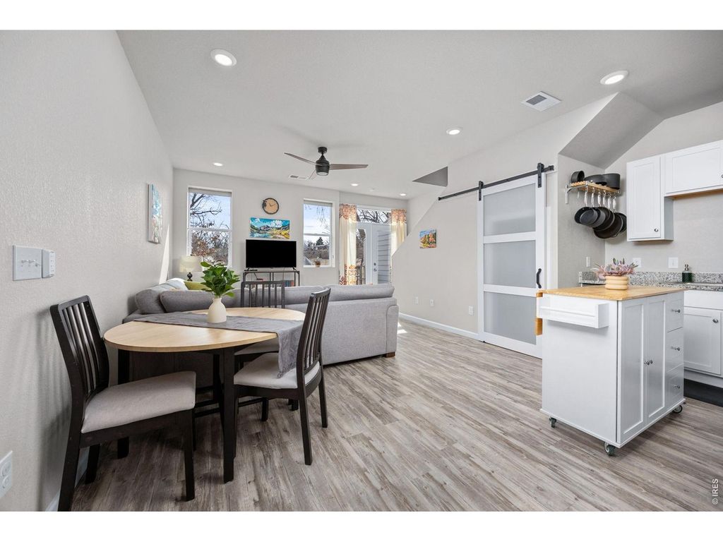 1116 Oak Cir, Lakewood, CO 80215