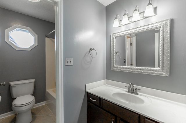 621 Lee Dr, Ringgold, GA 30736