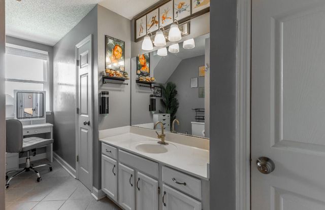 621 Lee Dr, Ringgold, GA 30736