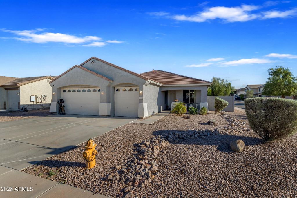 36189 W MADRID Avenue, Maricopa, AZ 85138 — photo 4