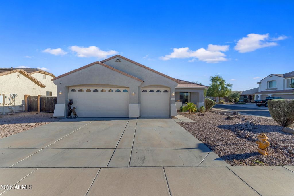 36189 W MADRID Avenue, Maricopa, AZ 85138 — photo 5