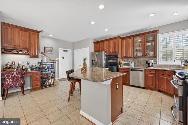 42994 NORTHLAKE BLVD, Leesburg, VA 20176
