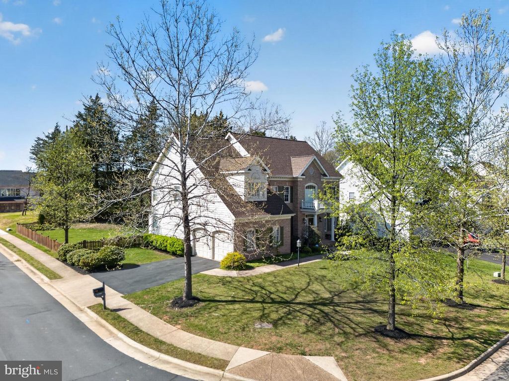 42994 NORTHLAKE BLVD, Leesburg, VA 20176