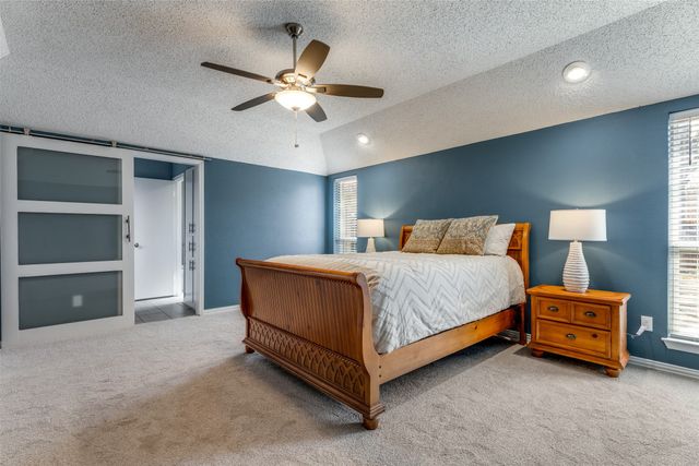 201 Hillview Drive, Hurst, TX 76054