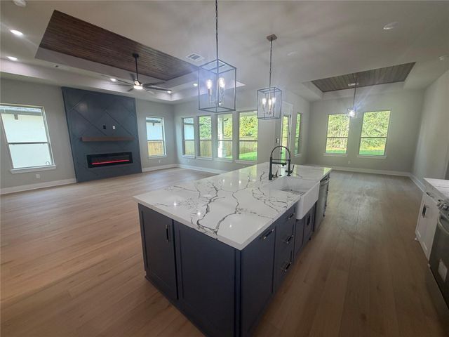 216 Bluehill Dr, Montgomery, TX 77356
