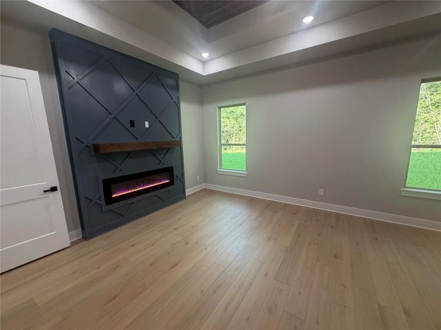 216 Bluehill Dr, Montgomery, TX 77356