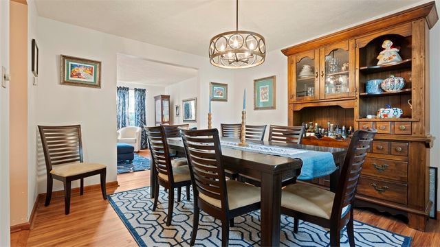 5096 Fountainwood Dr, Hampton, PA 15044