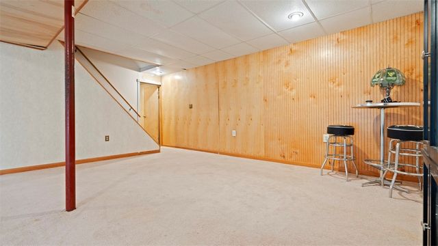 5096 Fountainwood Dr, Hampton, PA 15044