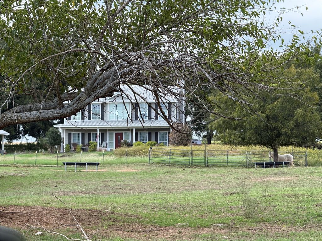 680 County Road 4191, Decatur, TX 76234 — photo 3