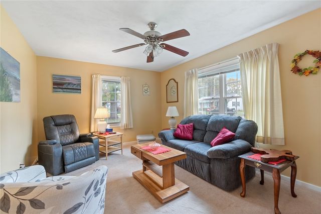 1404 Summit Drive, Arcadia, NY 14513