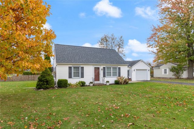 1404 Summit Drive, Arcadia, NY 14513