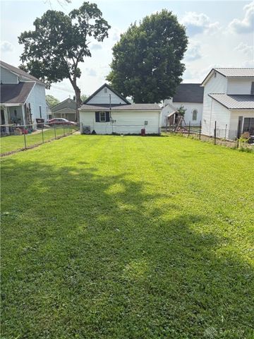 125 High Street, New Paris, OH 45347
