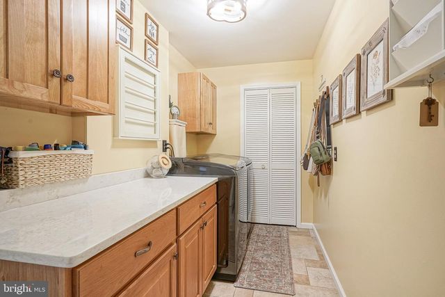 3215 EGLANTINE DR, Vineland, NJ 08360