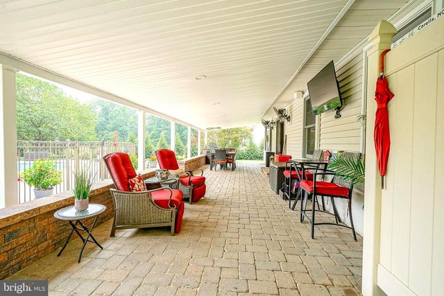 3215 EGLANTINE DR, Vineland, NJ 08360