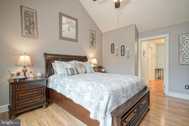 3215 EGLANTINE DR, Vineland, NJ 08360