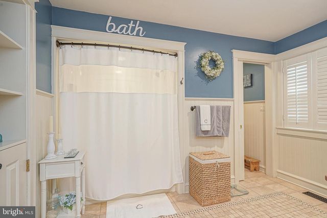 3215 EGLANTINE DR, Vineland, NJ 08360