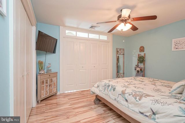 3215 EGLANTINE DR, Vineland, NJ 08360
