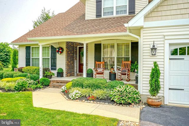 3215 EGLANTINE DR, Vineland, NJ 08360