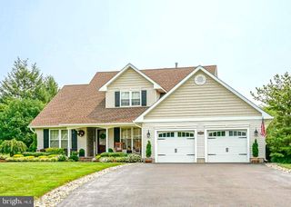 3215 EGLANTINE DR, Vineland, NJ 08360