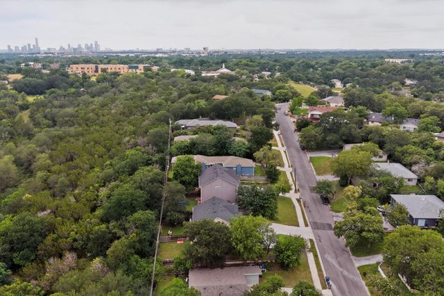 3305 Hycreek DR, Austin, TX 78723