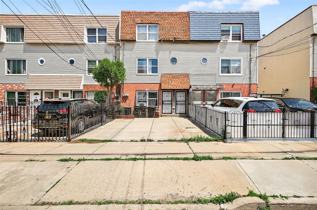 2049 Caesar Place, Bronx, NY 10473