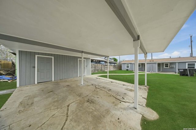 435 Avondale, San Antonio, TX 78223