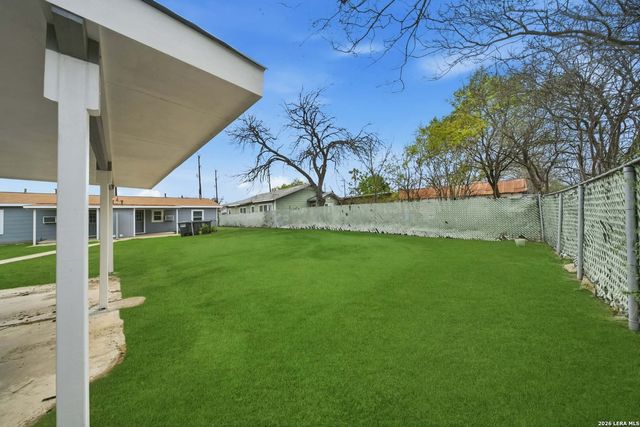 435 Avondale, San Antonio, TX 78223