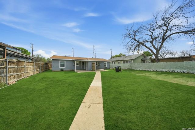 435 Avondale, San Antonio, TX 78223