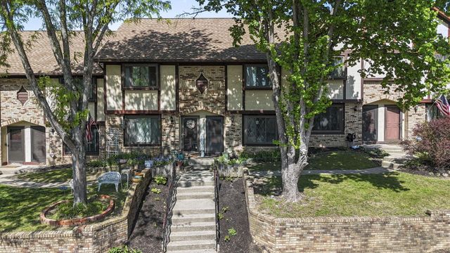 3032 Blendon Woods Boulevard, Columbus, OH 43231