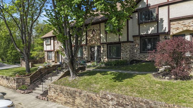 3032 Blendon Woods Boulevard, Columbus, OH 43231