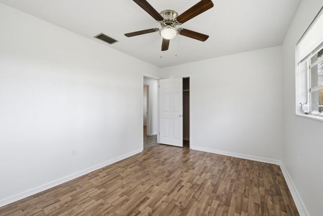 14338 LAKE JUNIETTA DRIVE, Tavares, FL 32778