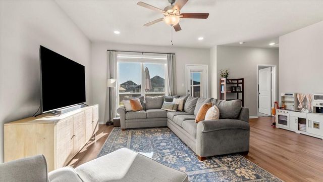 103 Rudder Way, Huntsville, TX 77320