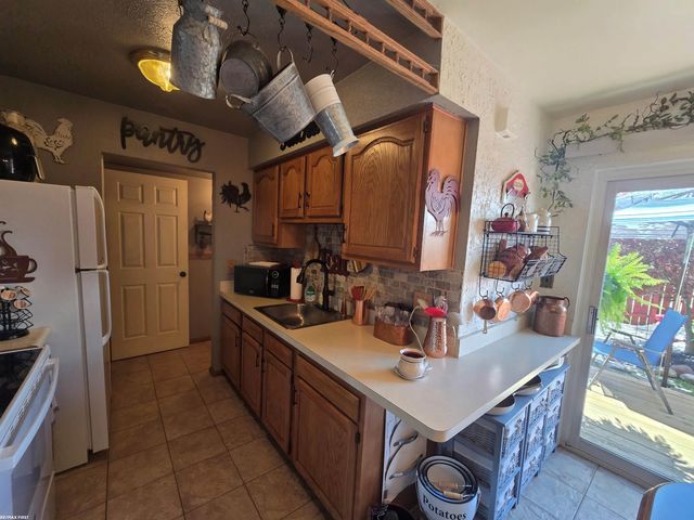 20225 15 Mile Road, Clinton Township, MI 48035