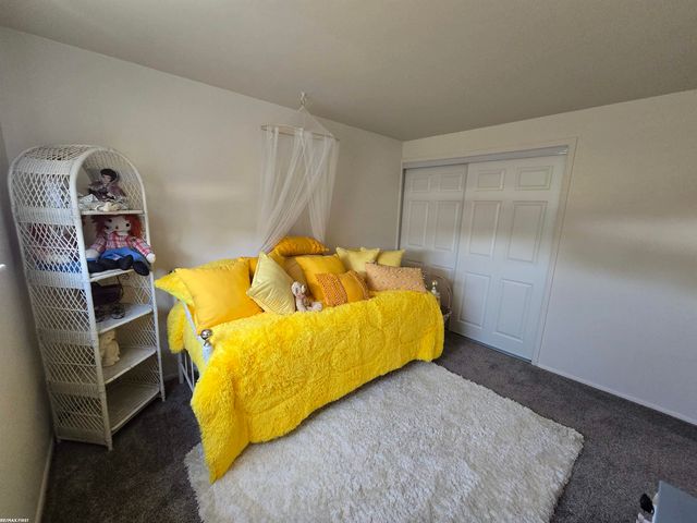 20225 15 Mile Road, Clinton Township, MI 48035