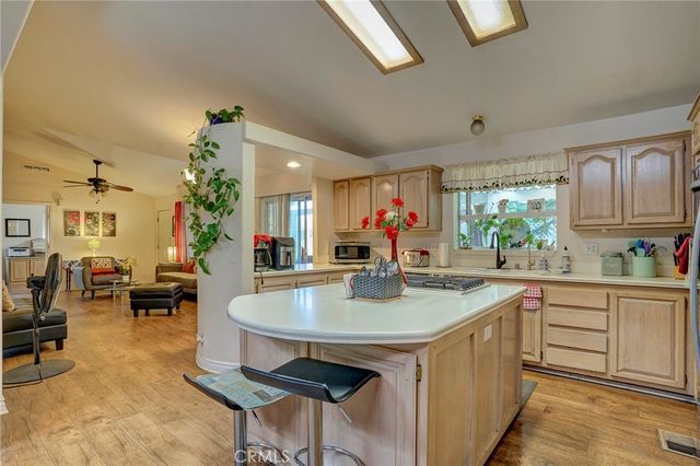 1919 W Coronet 132, Anaheim, CA 92801