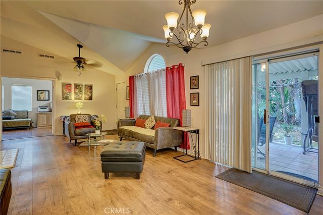 1919 W Coronet 132, Anaheim, CA 92801