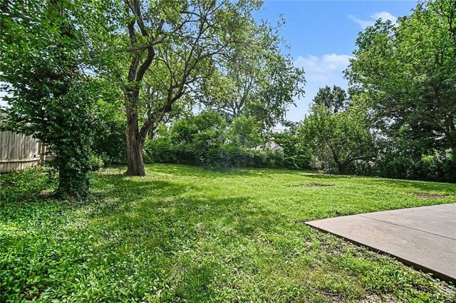 1501 Johnston Street, Liberty, MO 64068