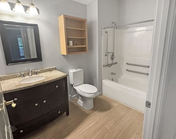 25 Lantern Lane, Kingston, NH 03848