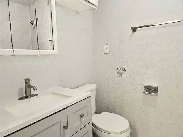 4419 W Bayshore Drive 3, Bacliff, TX 77518