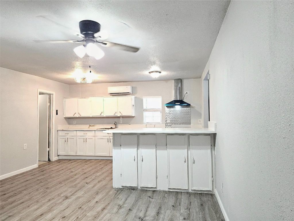 4419 W Bayshore Drive 3, Bacliff, TX 77518