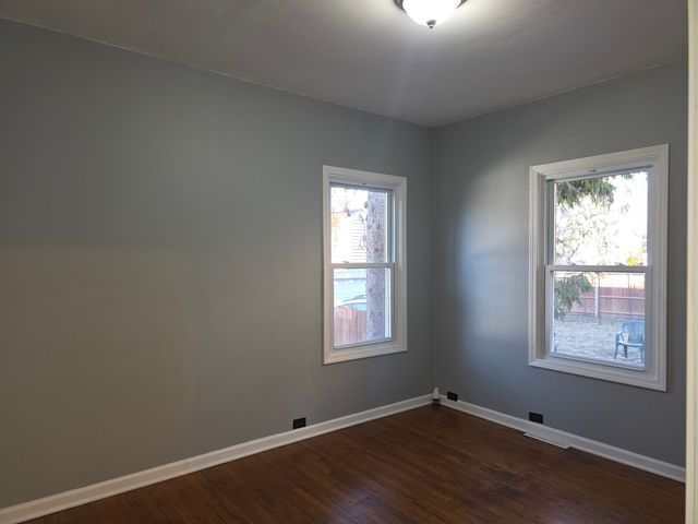 634 W Ridgeland Avenue, Waukegan, IL 60085